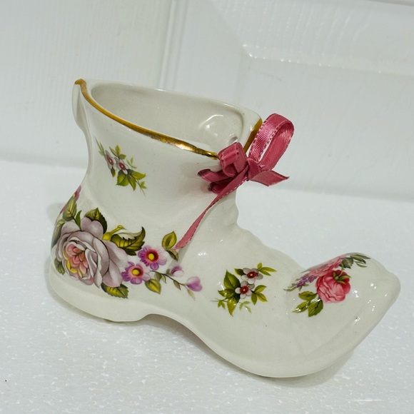 Vintage Old Foley Harmony Rose Porcelain Boot - Picture 4 of 8